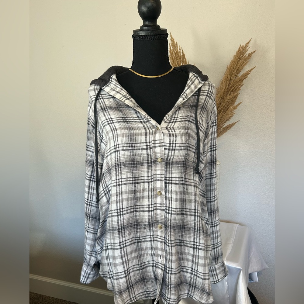 American Eagle Hooded Flannel